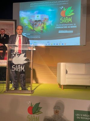 PHOTO PRINCIPALE- le mot du Dr AMRAOUI CEREMONIE DE SIGNATURE DES CONVENTION